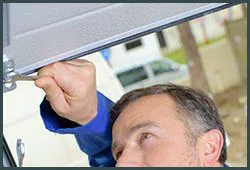 Louisville Two Guys Garage Door Service Louisville, KY 502-487-2789 Louisville Two Guys Garage Door Service Louisville, KY 502-487-2789 - sid-ser-inst-gr-43m
